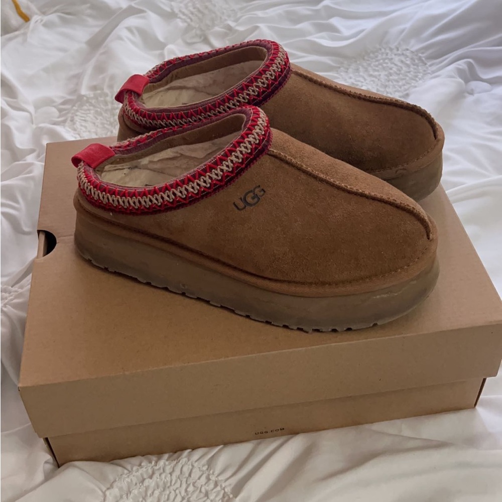 UGG Brown and Red Women's Slippers